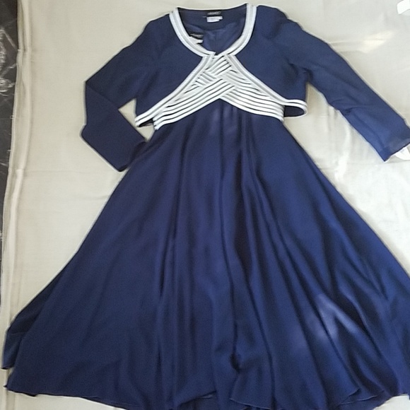 Blue Chiffon Gala dress with White trim - Picture 2 of 7